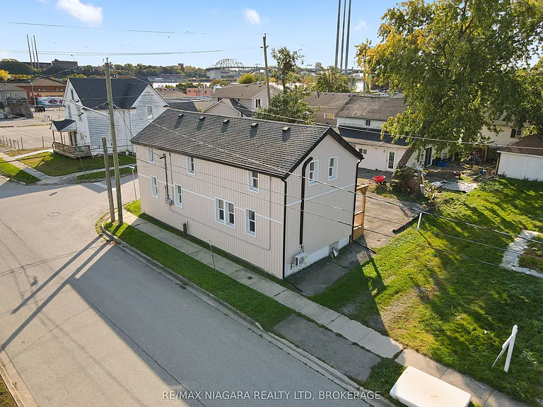132 Waterloo St #1 — Photo 13