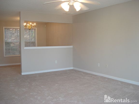 2nd image of 7038 Ravenwood Ln