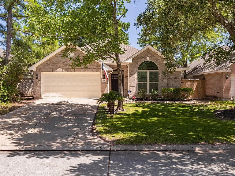 42 Camber Pine Pl — Photo 1