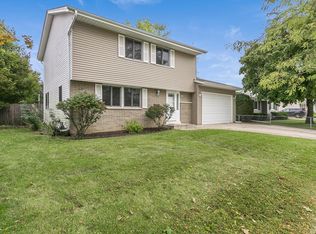 1747 Madison Rd, Kenosha, WI 53140