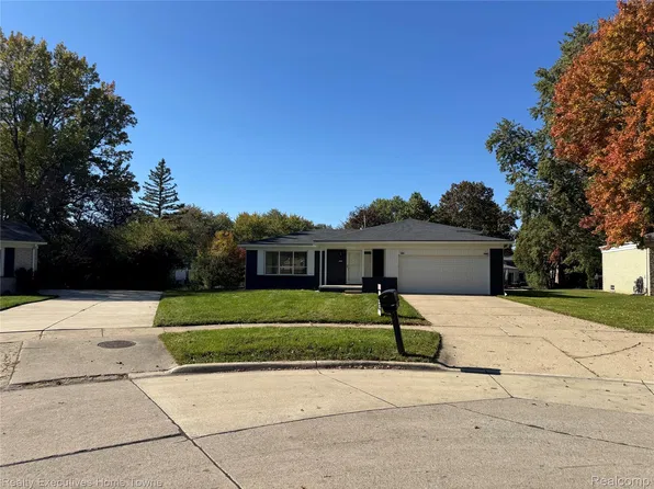 19245 Eldridge Ln, Southfield, MI 48076