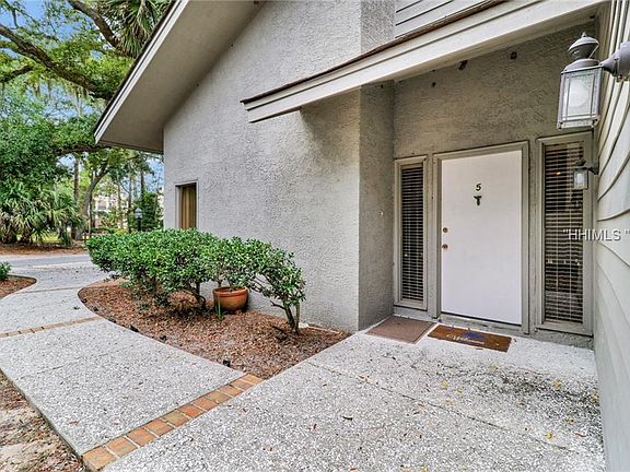 2nd image of 5 Mizzenmast Ln