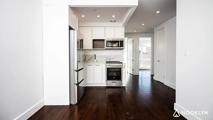 Rented by Nooklyn NYC LLC | media 27