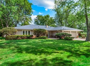 23W254 Foxcroft Dr, Glen Ellyn, IL