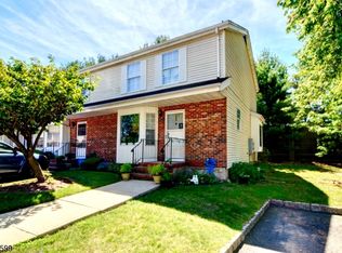 355 Tebe Pl, Vauxhall, NJ 07088