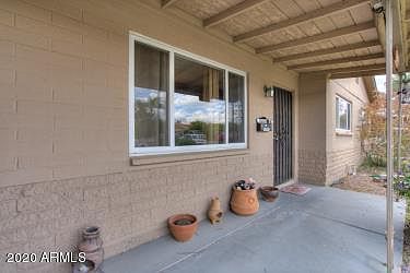 2nd image of 3414 W Paradise Dr