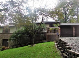 150 Cardinal Dr, New Alexandria, PA 15670