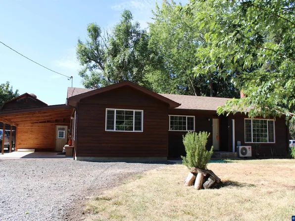 2848 Chapel Dr, Corvallis, OR 97333