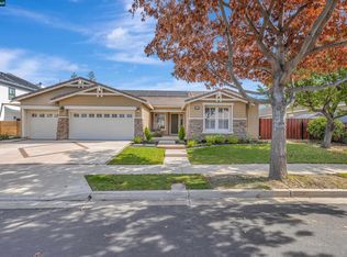 1752 La Pergola Dr, Brentwood, CA
