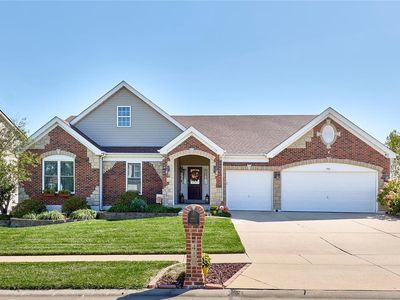 440 Olde Court Rd, Saint Charles, MO, 63303