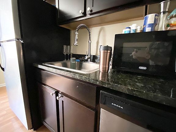 3rd image of 1234 N Cleaver St #1FBB