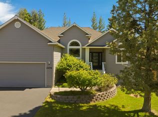 2474 NW Hemmingway St, Bend, OR 97703