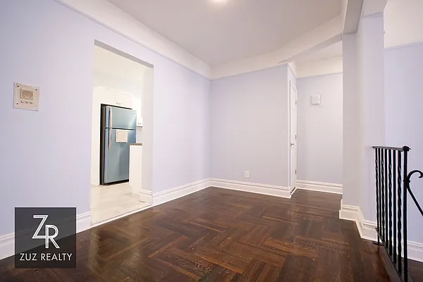 Rented by Zuz Realty | media 25