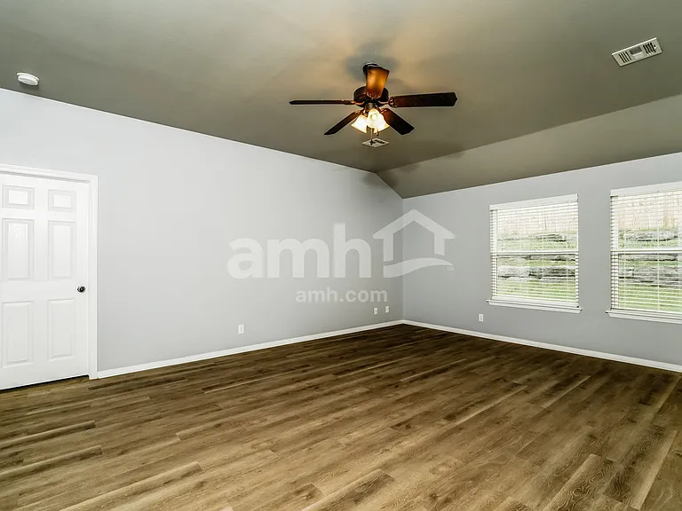2613 W Huntsville St — Photo 10