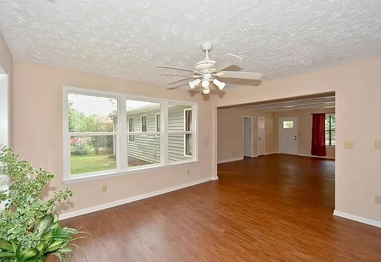 4276 Dogwood Farms Dr — Photo 2