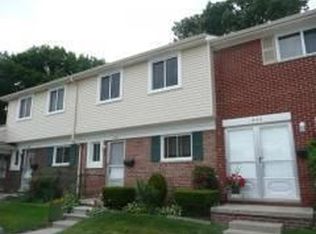 8194 Farnum Ave, Warren, MI 48093