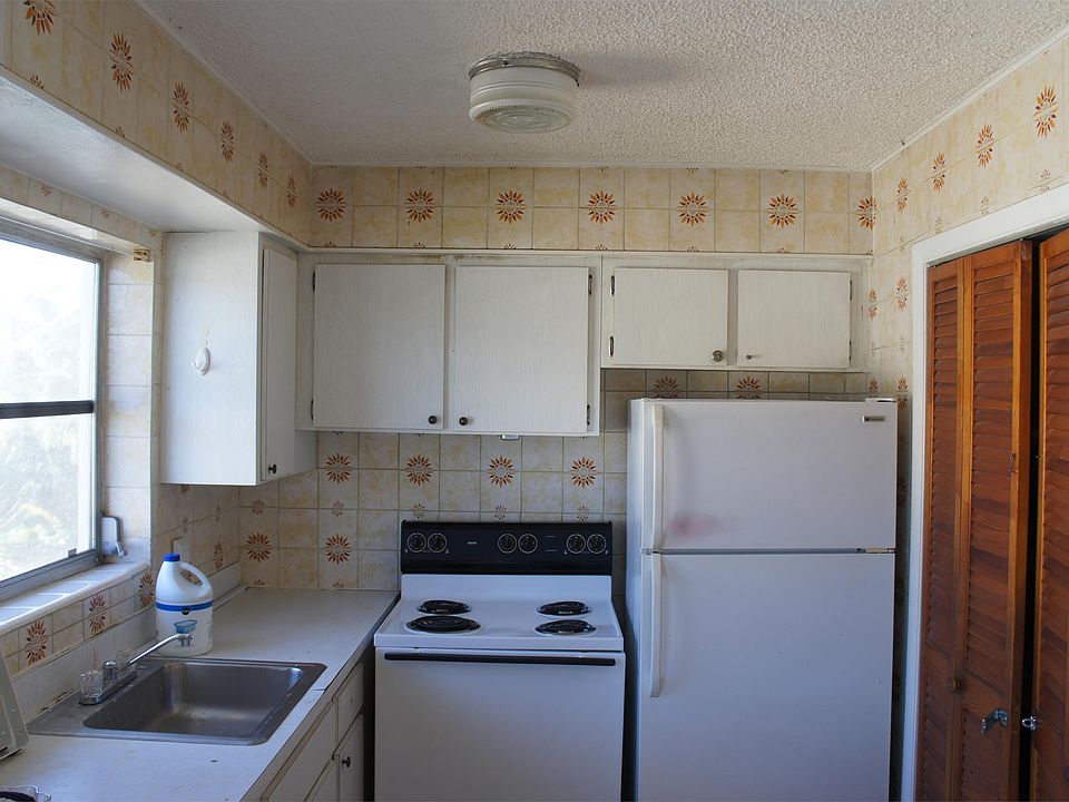 1st image of 5240 SW 90th Way APT 3