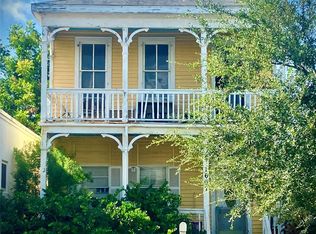 1607 Mechanic St, Galveston, TX 77550