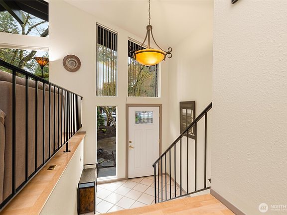 3rd image of 3504 175th Avenue NE