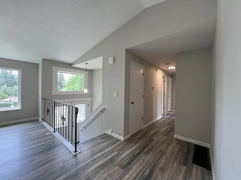 3919 SE Monroe St — Photo 23