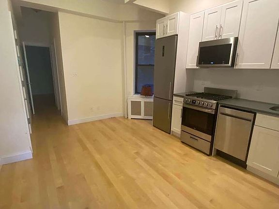 2nd image of 348 E 62nd St #B2