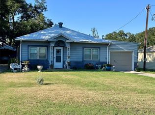 404 W Pioneer St, Rising Star, TX 76471