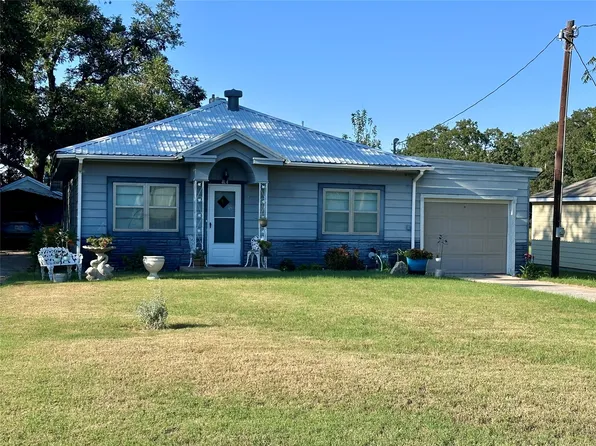 404 W Pioneer St, Rising Star, TX 76471