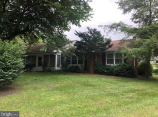 488B Portsmouth Dr, Lakewood, NJ 08701