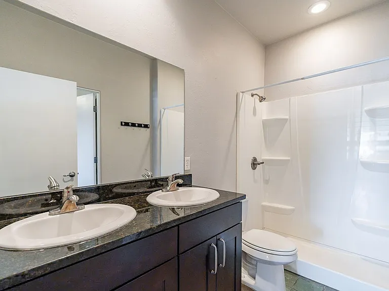 222 S. Cherry Ave. — Photo 18