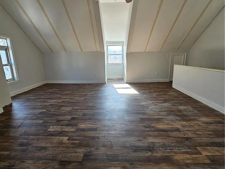 912 Spring Garden St — Photo 11