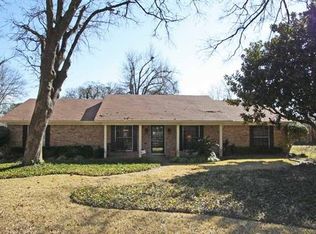 1210 Woodland Hills Dr, Tyler, TX 75701