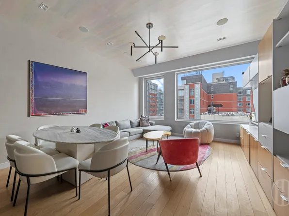 32 East 1st Street image 1 of 14