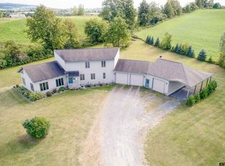 530 Sager Rd, Amsterdam, NY 12010