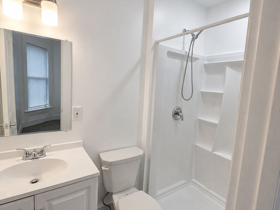 1st image of 93 Prince St Unit 2