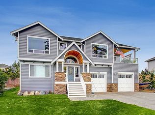 1170 Rolling Dr, Camano Island, WA 98282