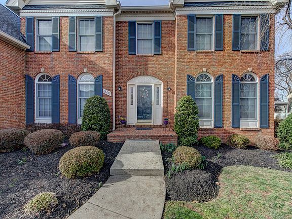 2nd image of 13282 Holly Meadow Ln