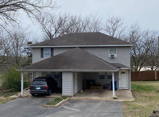 317 Hawthorne St, Hollister, MO 65672