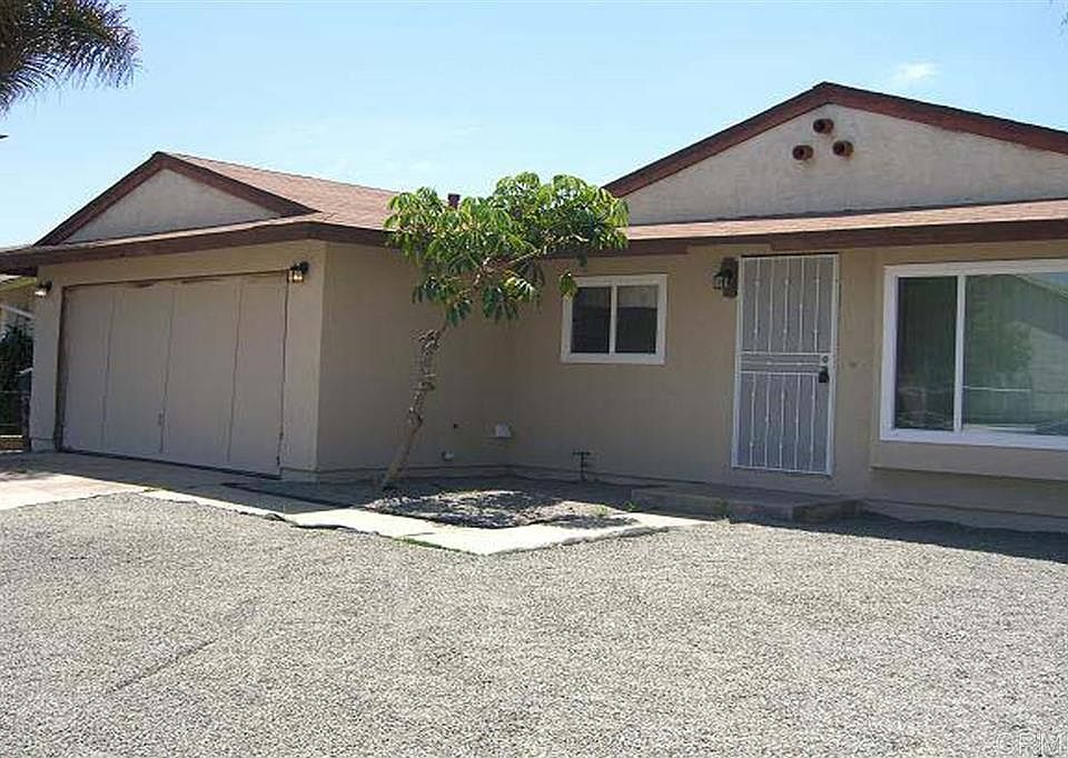 1st image of 1074 Piccard Ave