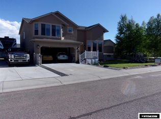 2700 Affirmed Dr, Rock Springs, WY 82901