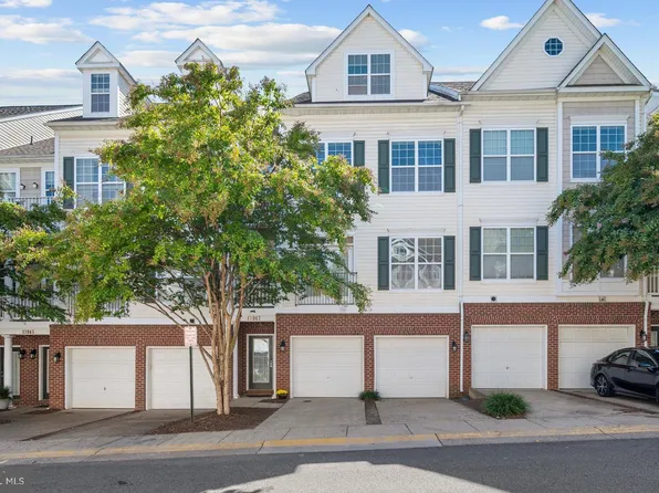 13947 Hollow Wind Way #201, Woodbridge, VA 22191
