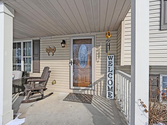 2nd image of 1554 Denny Dr