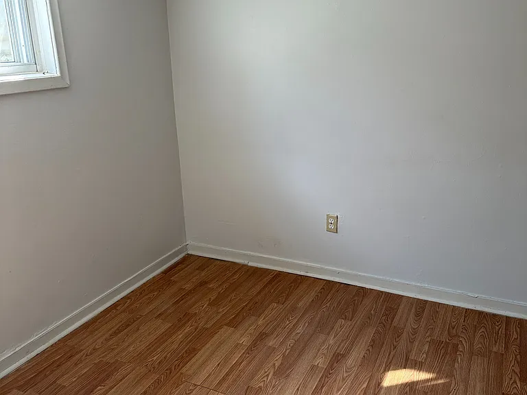 27 Haileybury Dr #BASEMENT — Photo 5