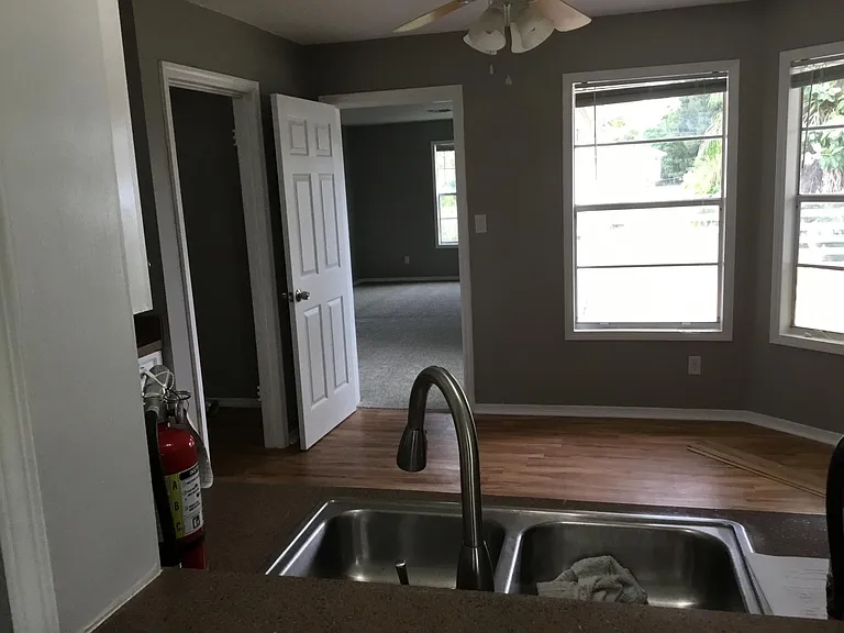 1408 Nethers Pl — Photo 13