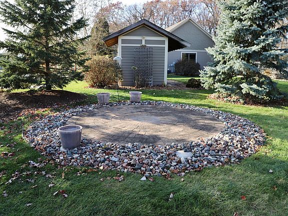 5th image of 2640 Oak Lawn Dr