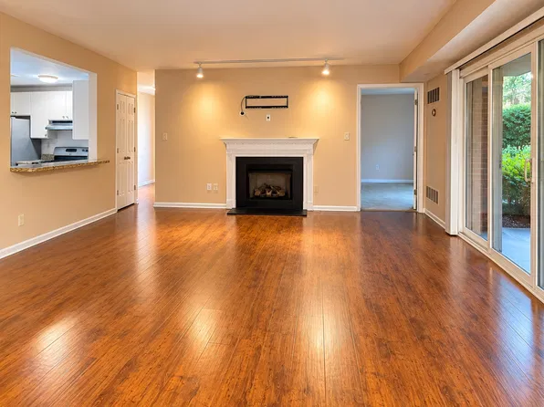 303 Mountainview Dr, Wayne, PA
