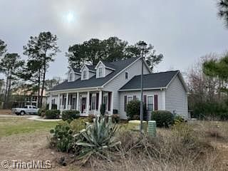 1st image of 204 Rudder Ln