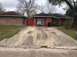 1034 Cherry Spring Dr, Houston, TX 77038