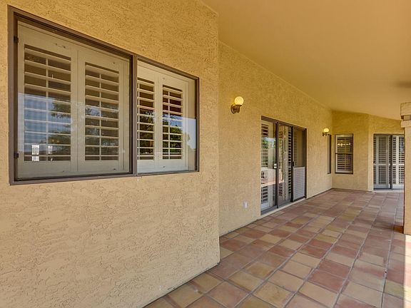 5th image of 1225 E Seminole Dr