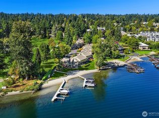 17517 NE 38th Ct, Redmond, WA 98052