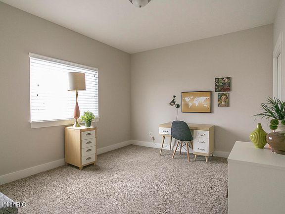 3rd image of 4293 Cidermill Dr #19